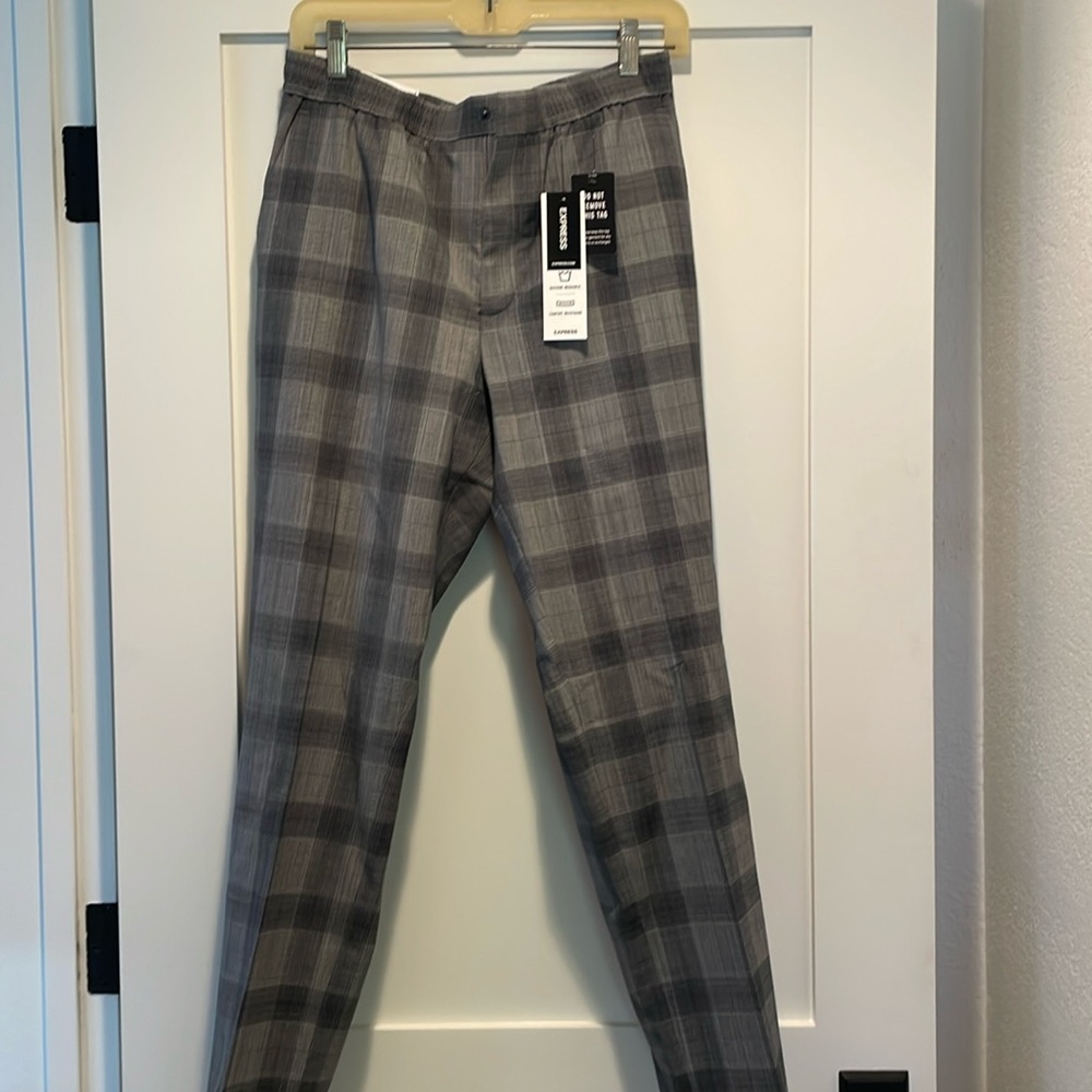 NWT Men’s Express Plaid joggers
